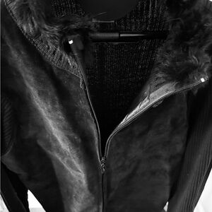 Women's Black Faux Fur Trim Blazer